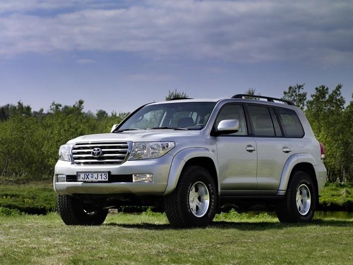 Nouveaux VUS Toyota Land Cruiser 200 - une continuation de la légende