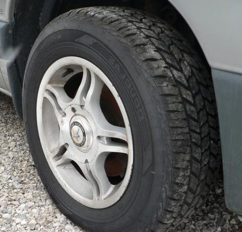 Une pression optimale des pneus - une garantie de conduite sûre