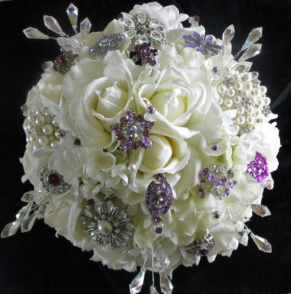 bouquet de mariage blanc violet