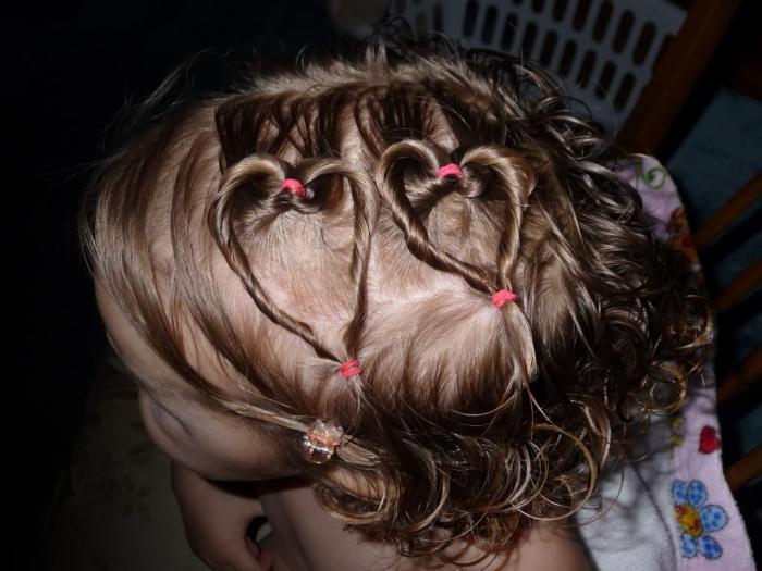 coiffures pour enfants pour les cheveux courts