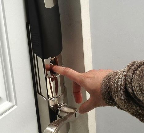Serrure de porte biométrique - une protection fiable de votre maison