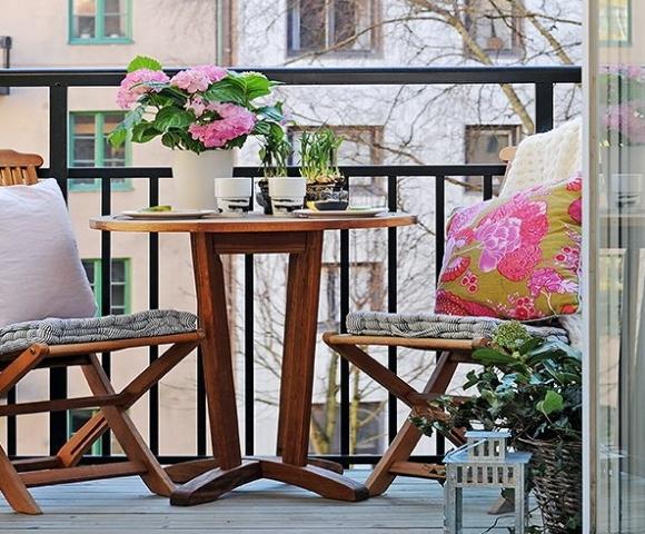 L'idée d'un balcon, ou Comment ne pas encombrer la zone utilisable