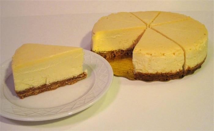 Cheesecake français: une recette pour la préparation du dessert caillé