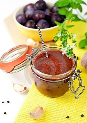 sauce de prune tkemali