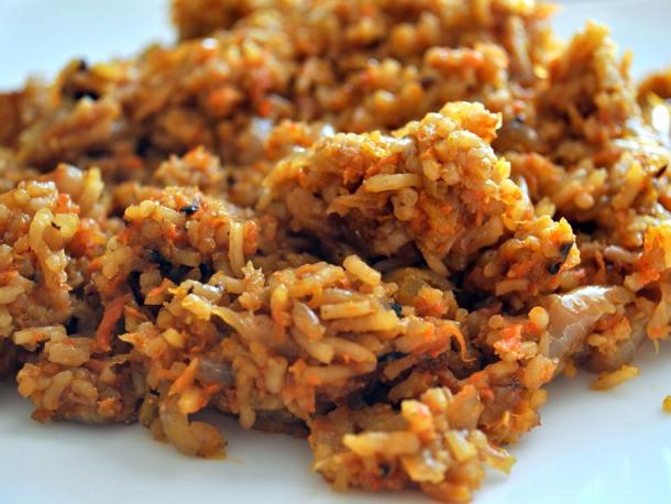 Comment faire cuire un pilaf dans un multivark, s'il n'y a pas de "Plov"