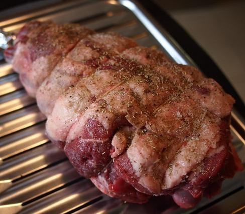 viande dans le four dans la manche