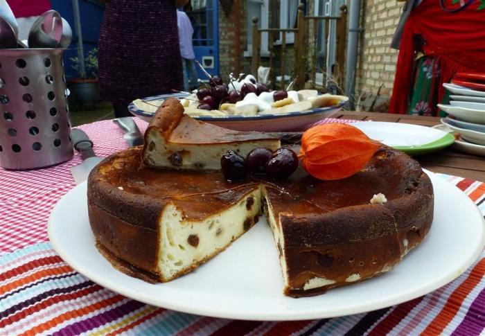 Simple et savoureux! Comment faire cuire le gâteau au fromage Lviv