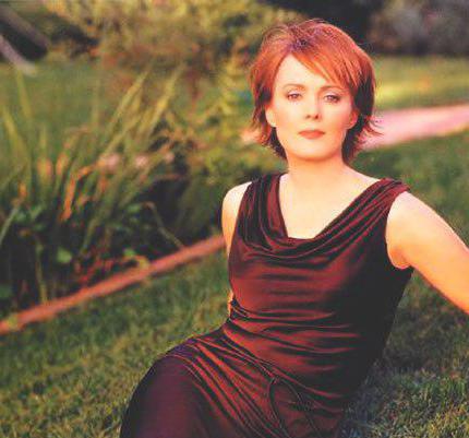 Laura Innes: biographie, filmographie, vie personnelle