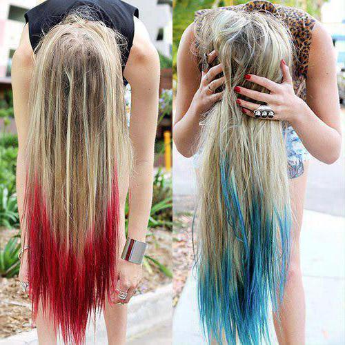 Les cheveux turquoises sont le choix des jeunes et courageux!