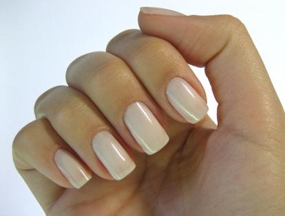 Comment blanchir les ongles à la maison: quelques conseils pour une note