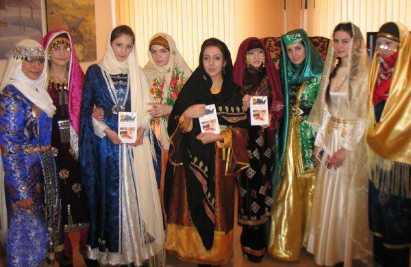 Costume national du Daghestan: types et description