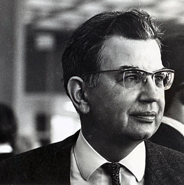 Ronald Coase biographie