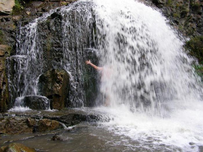 Les cascades les plus populaires de l'Altaï: la beauté et la force