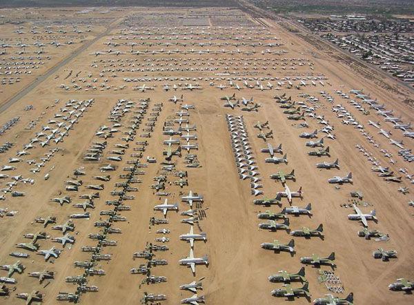 Desert Mojave Cemetery Avion