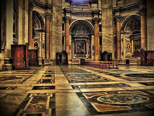 Grande cathédrale de Saint-Pierre à Rome