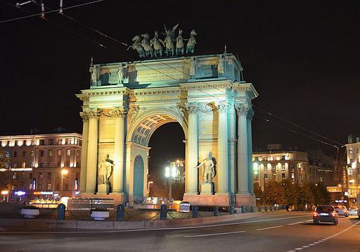 Portes de Narva à Saint-Pétersbourg