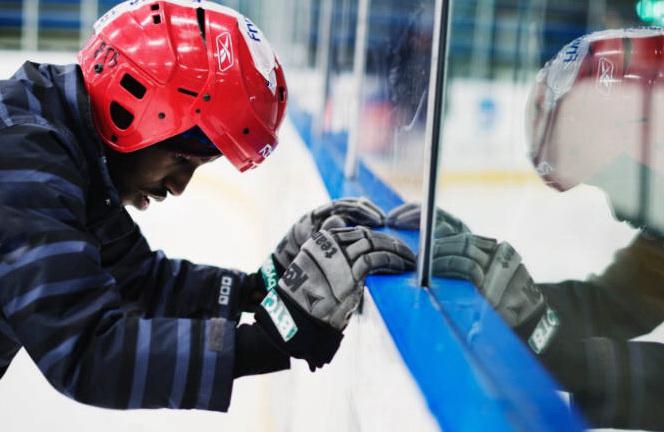 Règles modernes du jeu de hockey avec une balle