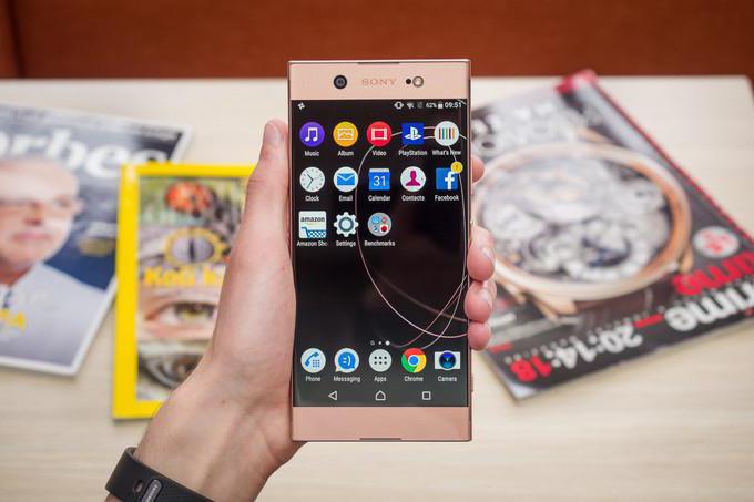 Smartphone Sony Xperia XA1 Ultra Dual: critiques, les caractéristiques et les caractéristiques.