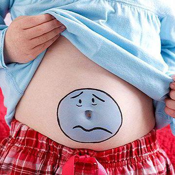 Douleur dans l'abdomen de l'enfant: que faire? Causes possibles