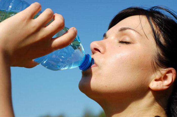 L'eau minérale dans la pancréatite: que pouvez-vous boire?