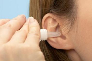 Otite de l'oreille: traitement à domicile. Utilisation de médicaments et de remèdes populaires